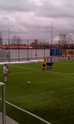 SG Rot-Weiß Thalheim : SV Edelweiß Arnstedt 0:4