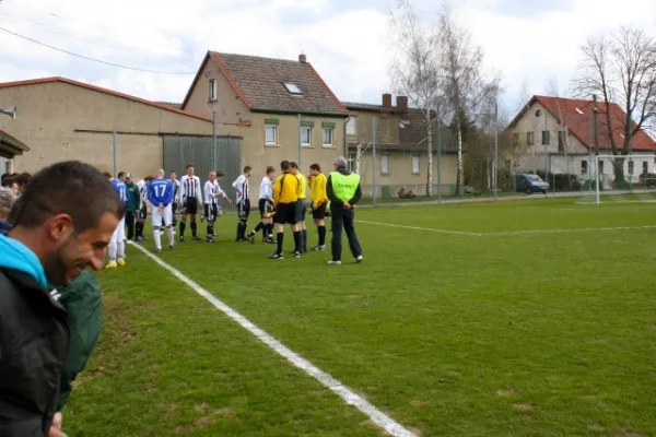 SV Edelweiß Arnstedt : Blau-Weiß Brachstedt 5:3