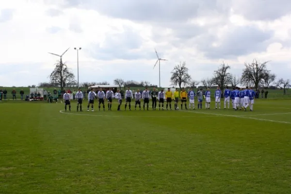 SV Edelweiß Arnstedt : Blau-Weiß Brachstedt 5:3