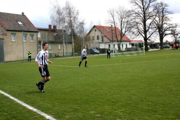 SV Edelweiß Arnstedt : Blau-Weiß Brachstedt 5:3