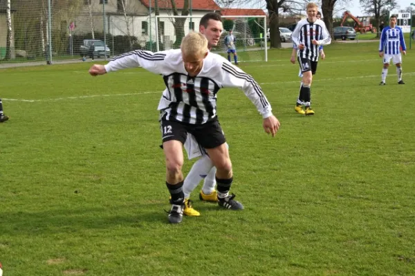 SV Edelweiß Arnstedt : Blau-Weiß Brachstedt 5:3