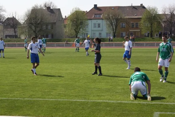 Eintracht Bitterfeld : SV Edelweiß Arnstedt 0:1