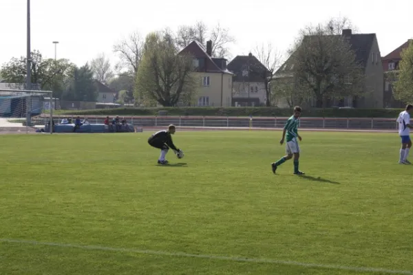 Eintracht Bitterfeld : SV Edelweiß Arnstedt 0:1