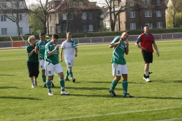 Eintracht Bitterfeld : SV Edelweiß Arnstedt 0:1